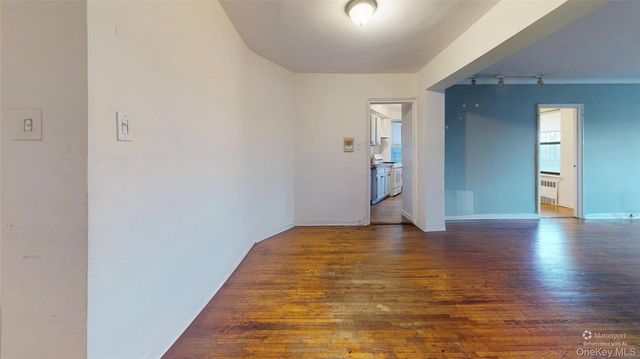 123-35 82ND Road 3Q, Kew Gardens, NY 11415