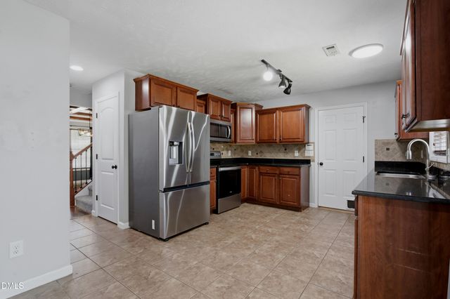 190 Asheford Way, Cameron, NC 28326