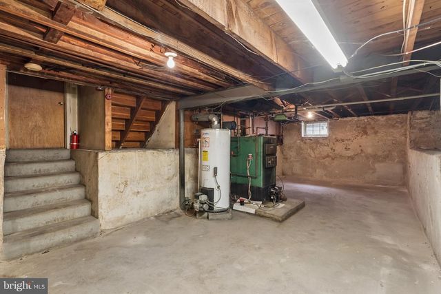 7 ARTHUR CT, Wallingford, PA 19086