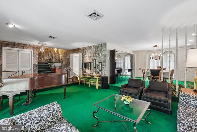 7 ARTHUR CT, Wallingford, PA 19086