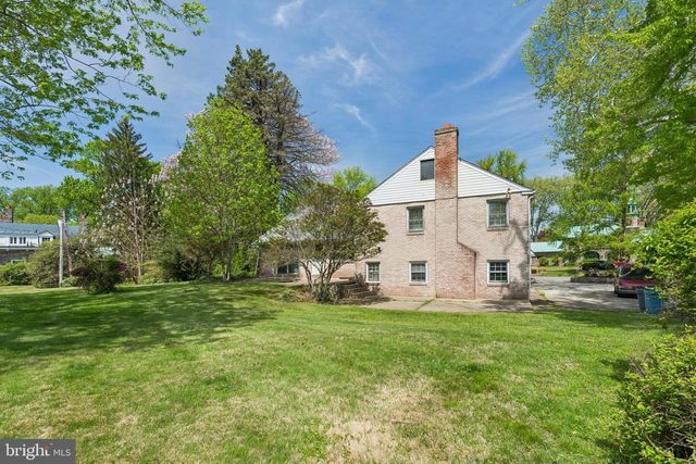 7 ARTHUR CT, Wallingford, PA 19086