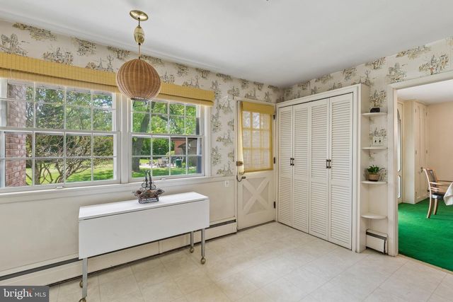 7 ARTHUR CT, Wallingford, PA 19086