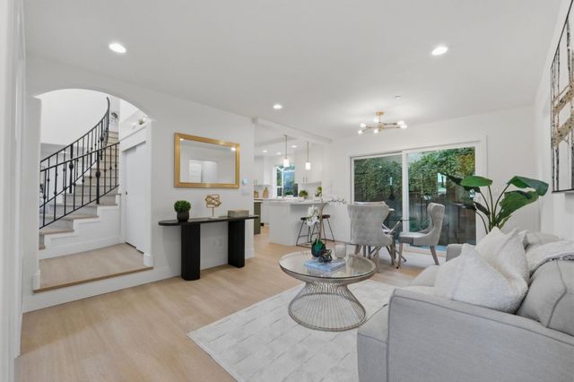 401 Carroll Street, Sunnyvale, CA 94086