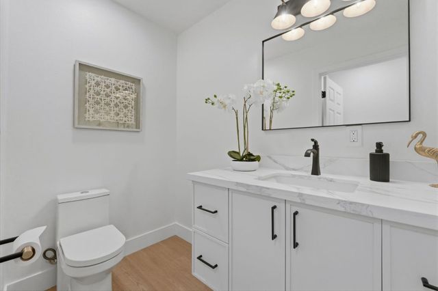 401 Carroll Street, Sunnyvale, CA 94086