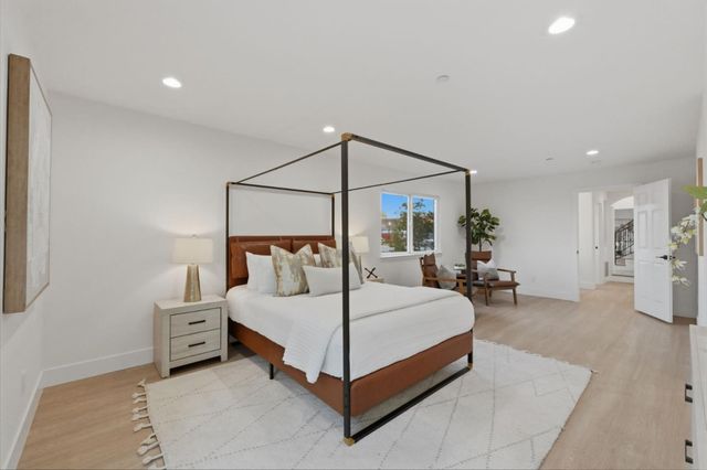 401 Carroll Street, Sunnyvale, CA 94086