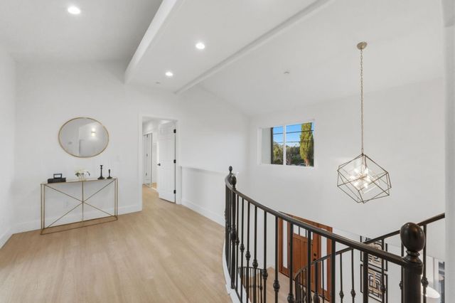 401 Carroll Street, Sunnyvale, CA 94086