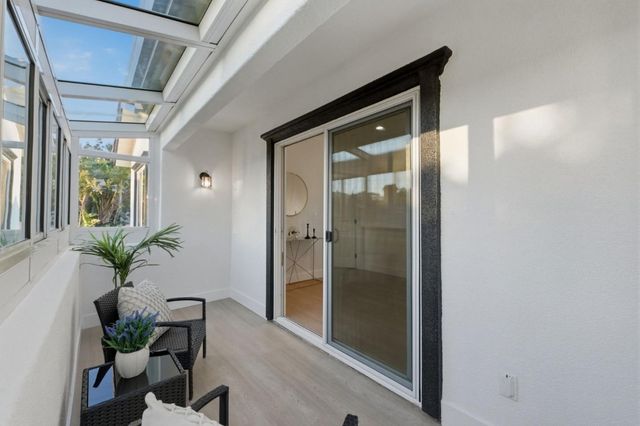 401 Carroll Street, Sunnyvale, CA 94086