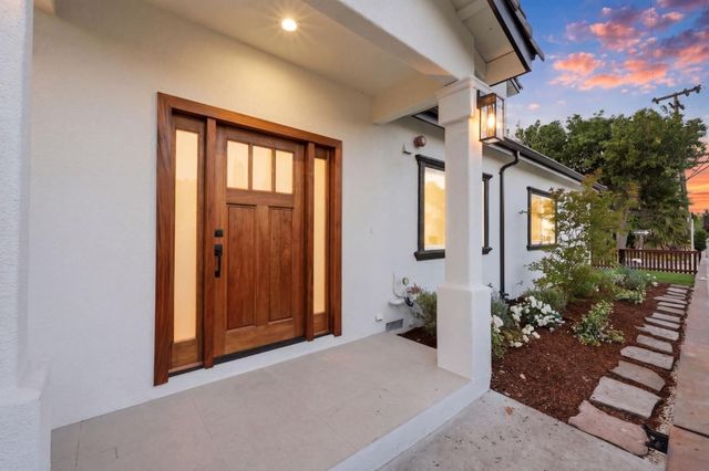 401 Carroll Street, Sunnyvale, CA 94086