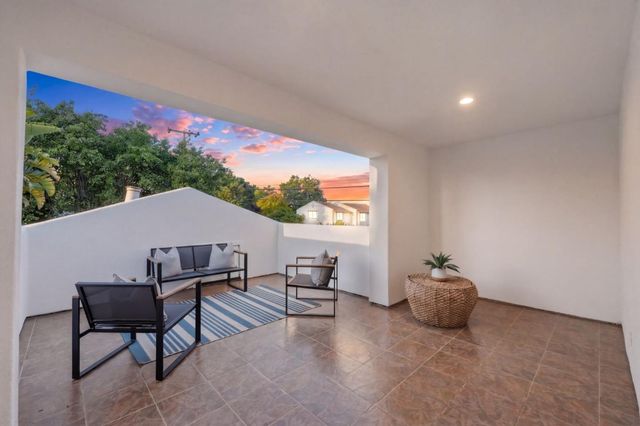 401 Carroll Street, Sunnyvale, CA 94086