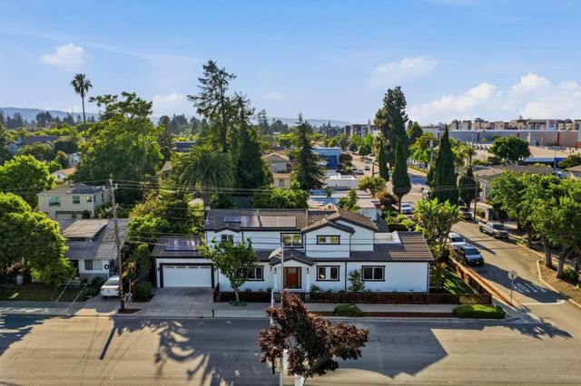 401 Carroll Street, Sunnyvale, CA 94086