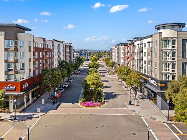 401 Carroll Street, Sunnyvale, CA 94086