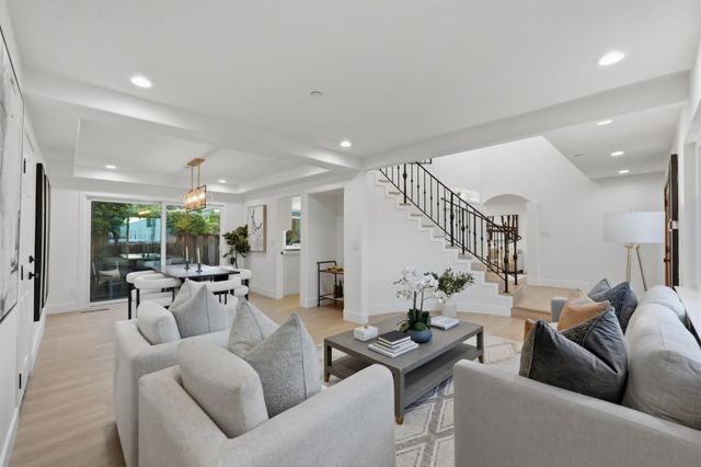 401 Carroll Street, Sunnyvale, CA 94086