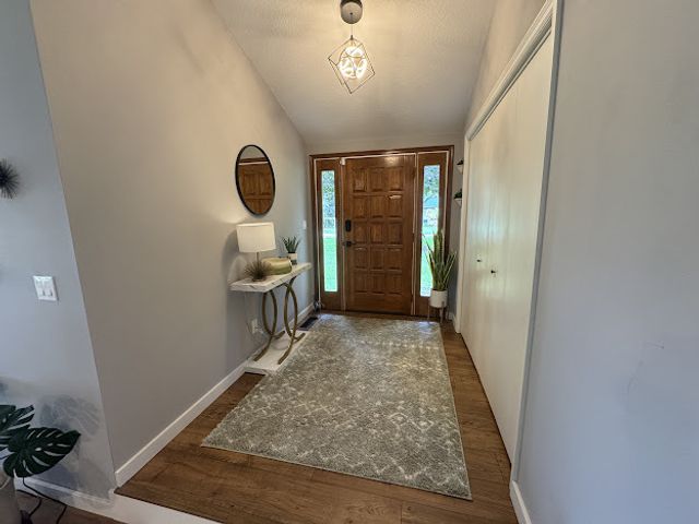 28024 230th Street, Leclaire, IA 52753
