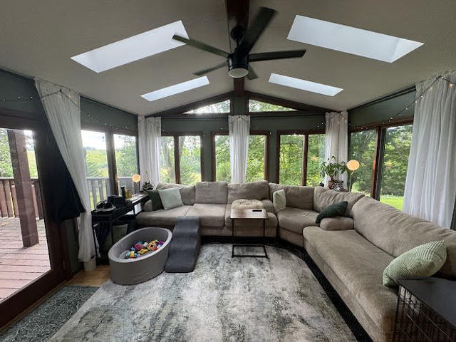 28024 230th Street, Leclaire, IA 52753