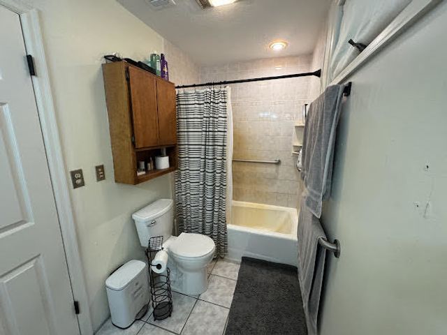 28024 230th Street, Leclaire, IA 52753