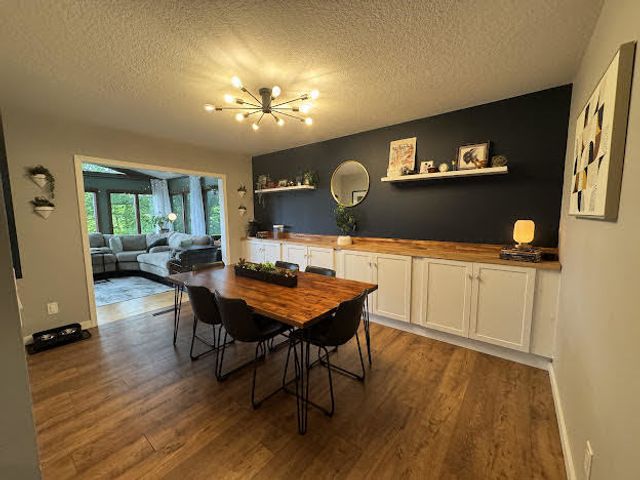 28024 230th Street, Leclaire, IA 52753