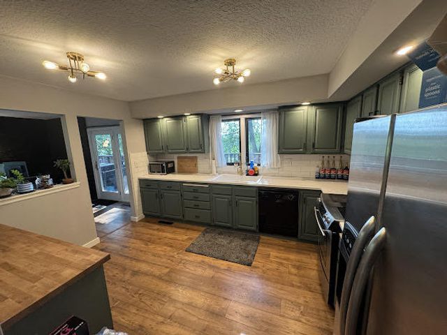 28024 230th Street, Leclaire, IA 52753