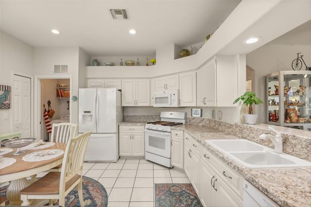 5190 CHINA SEA DRIVE, Tavares, FL 32778