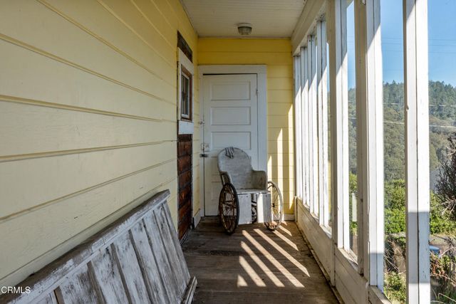 33850 East Lane, Albion, CA 95410