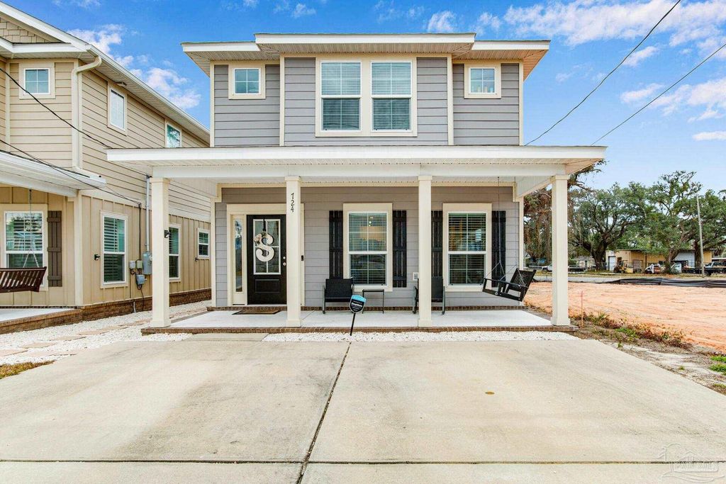 724 S N St, Pensacola, FL 32502