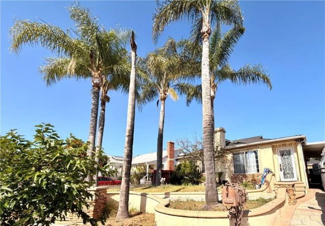 7710 Bonner, Sun Valley, CA 91352