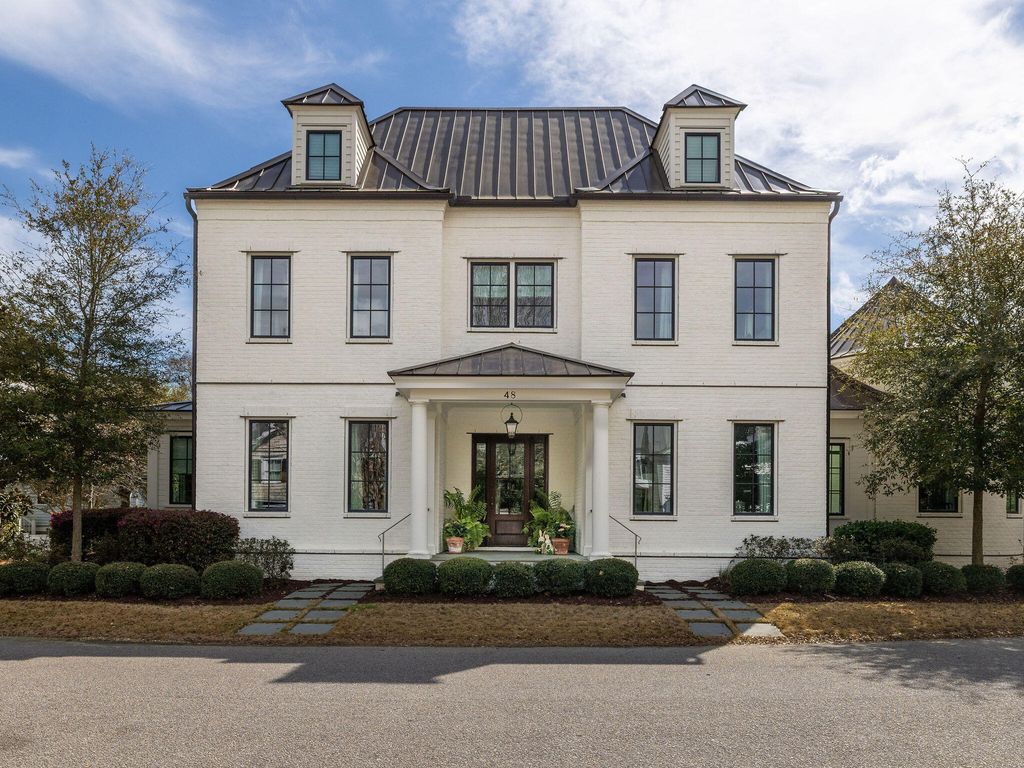 Image 2 of property listing at 48 Robert Mills Circle, Mount Pleasant, SC 29464