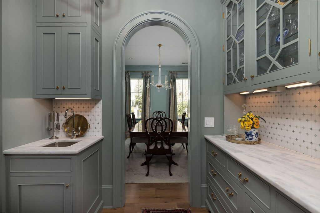 Image 29 of property listing at 48 Robert Mills Circle, Mount Pleasant, SC 29464