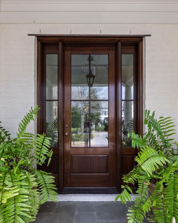 Image 4 of property listing at 48 Robert Mills Circle, Mount Pleasant, SC 29464