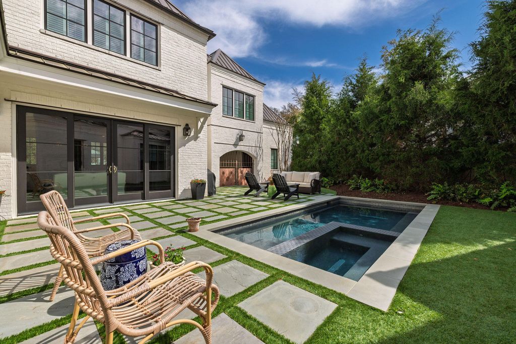 Image 51 of property listing at 48 Robert Mills Circle, Mount Pleasant, SC 29464