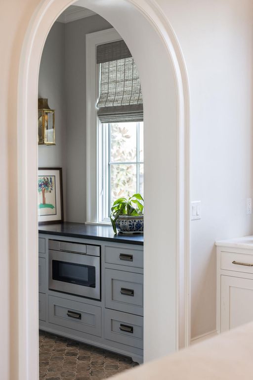 Image 6 of property listing at 48 Robert Mills Circle, Mount Pleasant, SC 29464