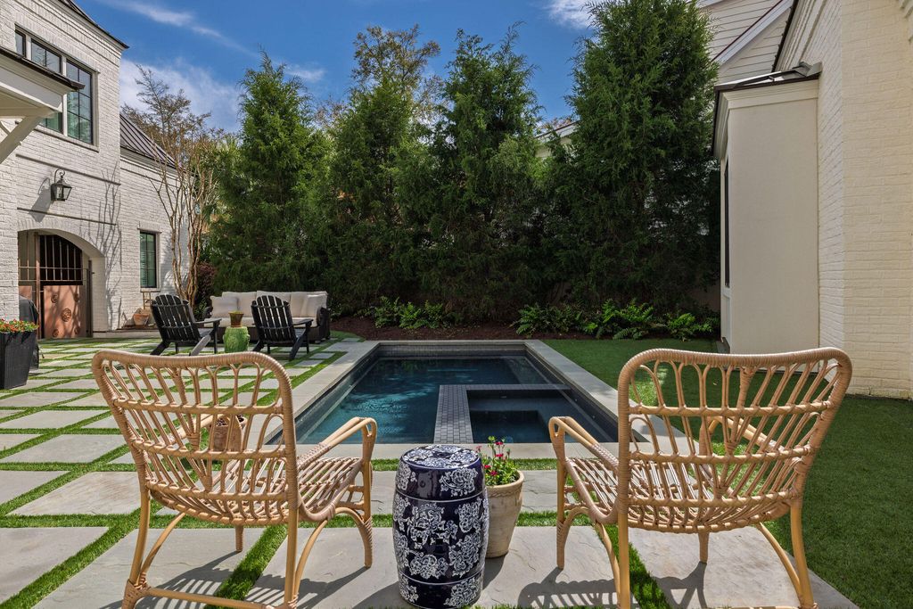 Image 78 of property listing at 48 Robert Mills Circle, Mount Pleasant, SC 29464