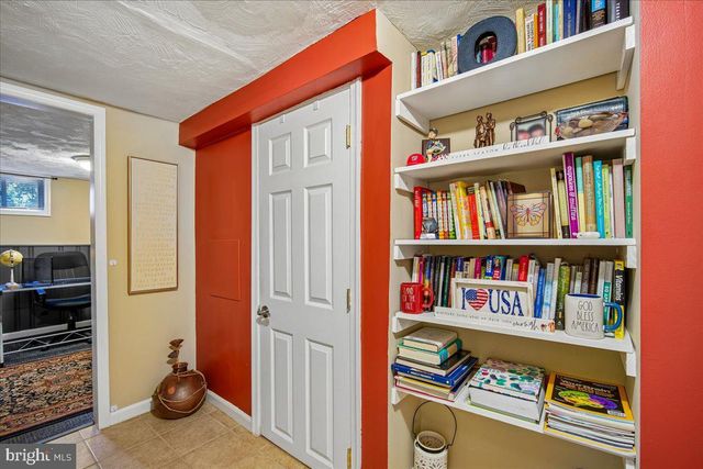 12706 HOLDRIDGE RD, Silver Spring, MD 20906