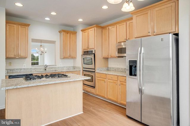 16349 FLOTSAM LN, Woodbridge, VA 22191