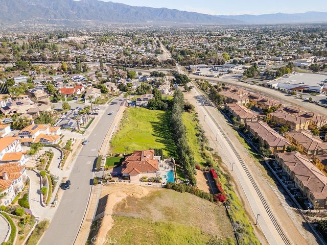 11 Camino Predera, Rancho Cucamonga, CA 91730