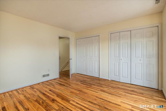 289 Broad Street 289, Bridgeport, CT 06604