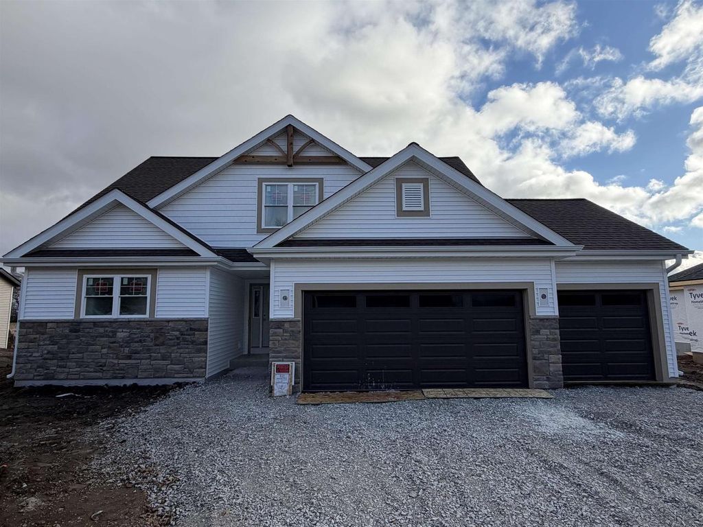 5821 Bridle Way, Madison, WI 53718