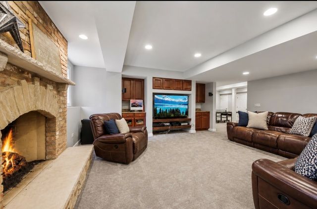 1620 Mulberry Drive, Libertyville, IL 60048