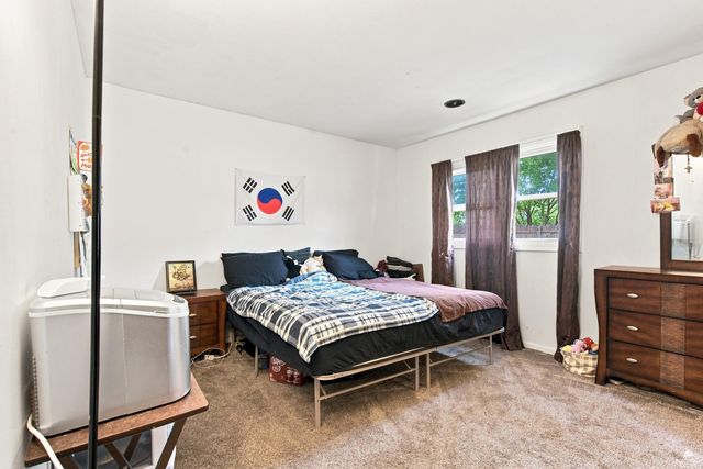 2421 Galloway, Manhattan, KS 66502