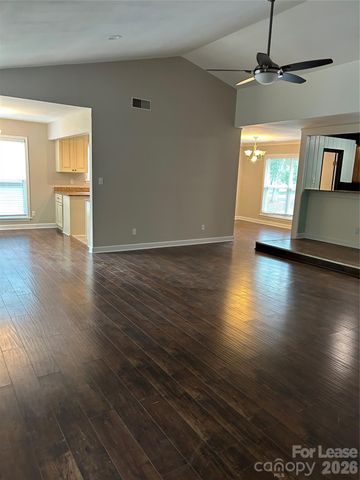 11413 Vista Haven Drive, Charlotte, NC 28226