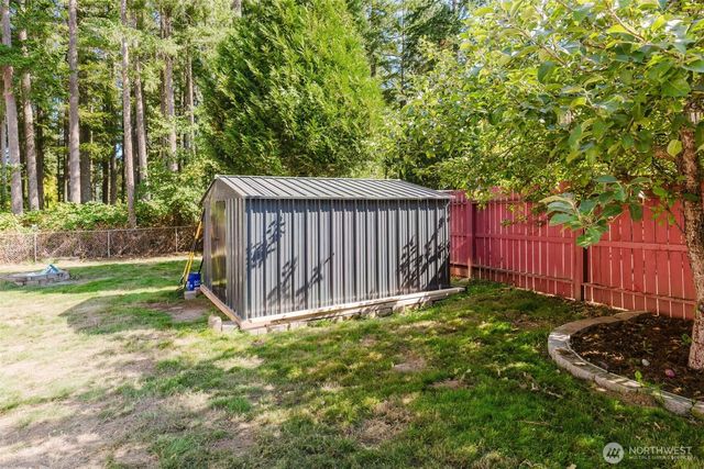 70 Tahuyeh Drive W, Bremerton, WA 98312
