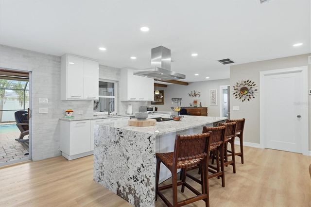 440 W GATE DRIVE, Venice, FL 34285