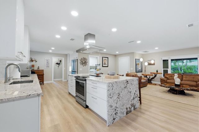 440 W GATE DRIVE, Venice, FL 34285