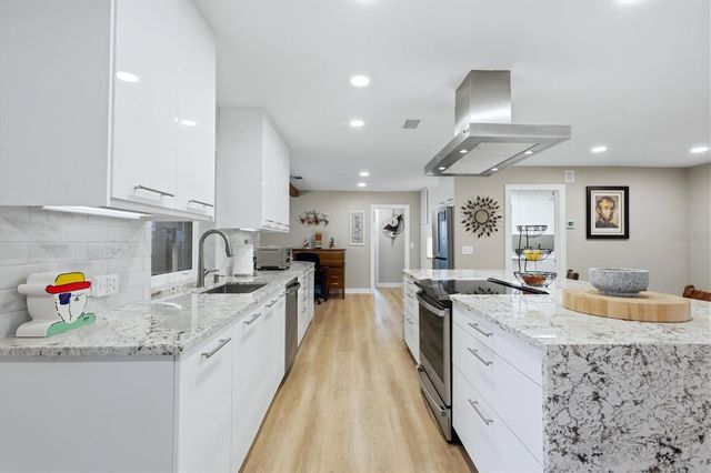 440 W GATE DRIVE, Venice, FL 34285