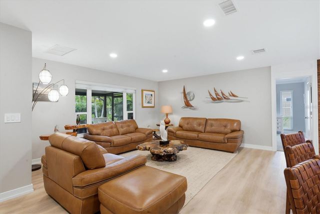 440 W GATE DRIVE, Venice, FL 34285