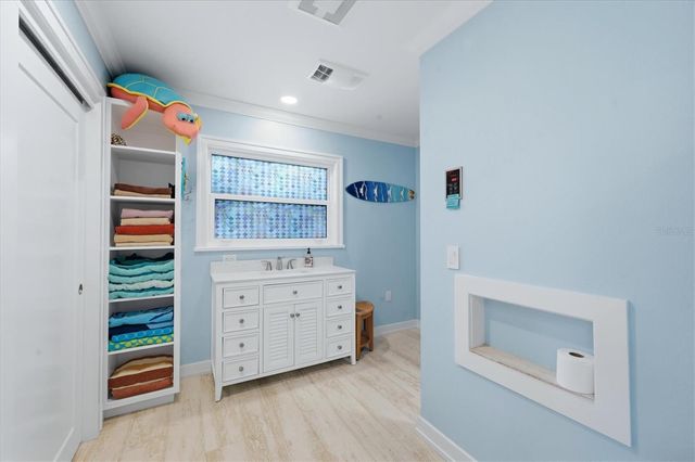 440 W GATE DRIVE, Venice, FL 34285