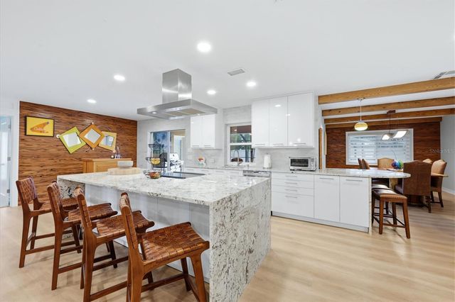 440 W GATE DRIVE, Venice, FL 34285