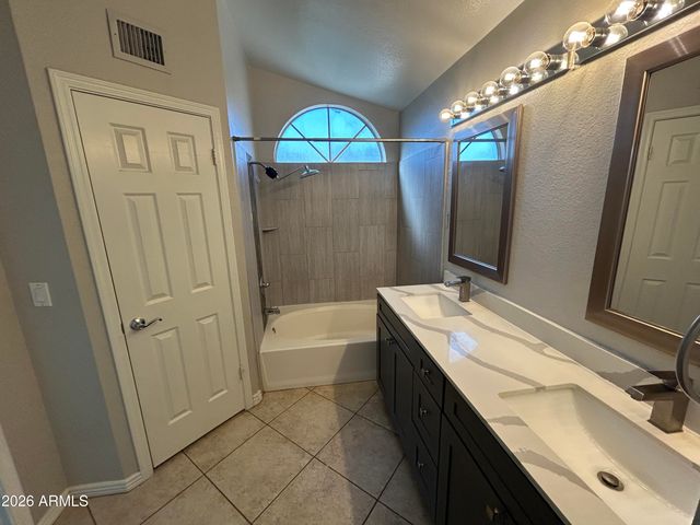 16435 S 43RD Street, Phoenix, AZ 85048
