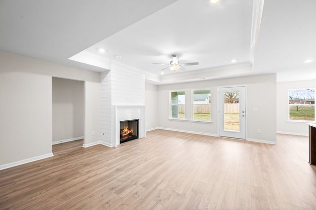 622 Brookside Dr, Mount Pleasant, TN 38474