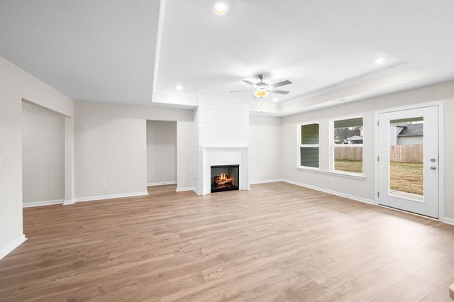 622 Brookside Dr, Mount Pleasant, TN 38474