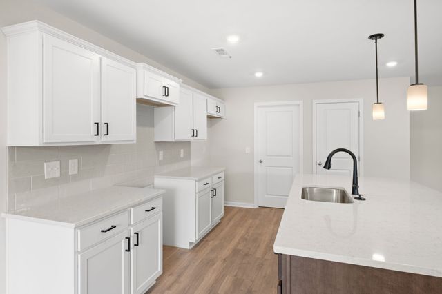 622 Brookside Dr, Mount Pleasant, TN 38474